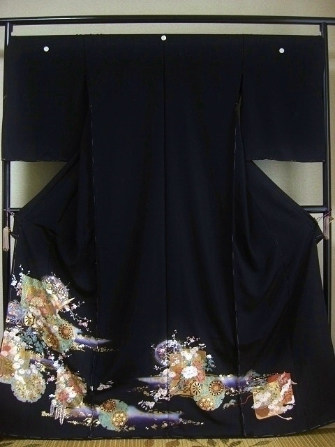 【トールサイズ・背の高い方】　黒留袖レンタル58　（京友禅創作黒留袖/雪輪に花絵札文様）1