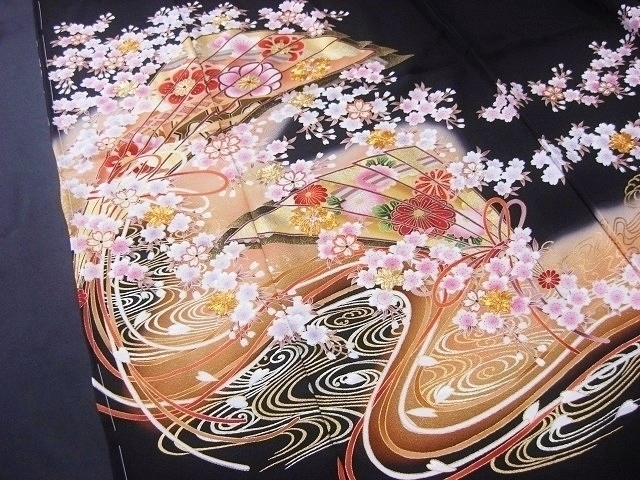 【大きいサイズ・ふくよかな方】　黒留袖レンタル65　（本金箔使用！京友禅創作黒留袖/花時の美）2